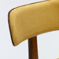 <a href="https://www.galeriegosserez.com/artistes/mohasseb-georges.html">Georges Mohasseb</a> - Drop Chair